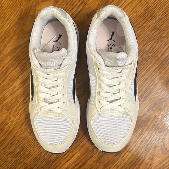 Puma Graviton Sneaker - Size 6 - Picture 4 of 9